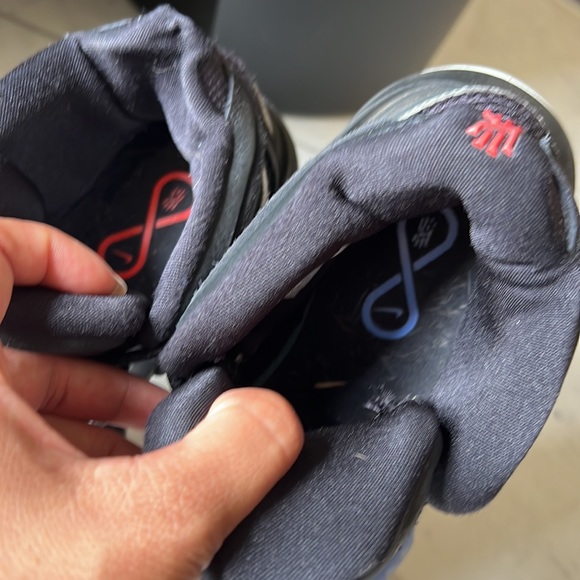 Kylie Infinity Basketball Fire and Ice Shoes Sneakers 7 - Picture 10 of 10